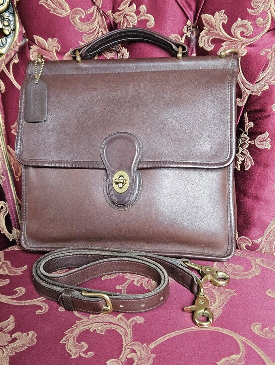 Coach Handbags - Vintage Coach Willis Bag, Style Number 9927.